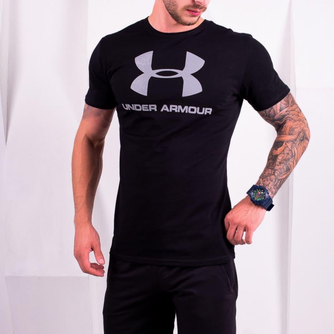 

Мужская спортивная футболка черная Under Armour, Черный