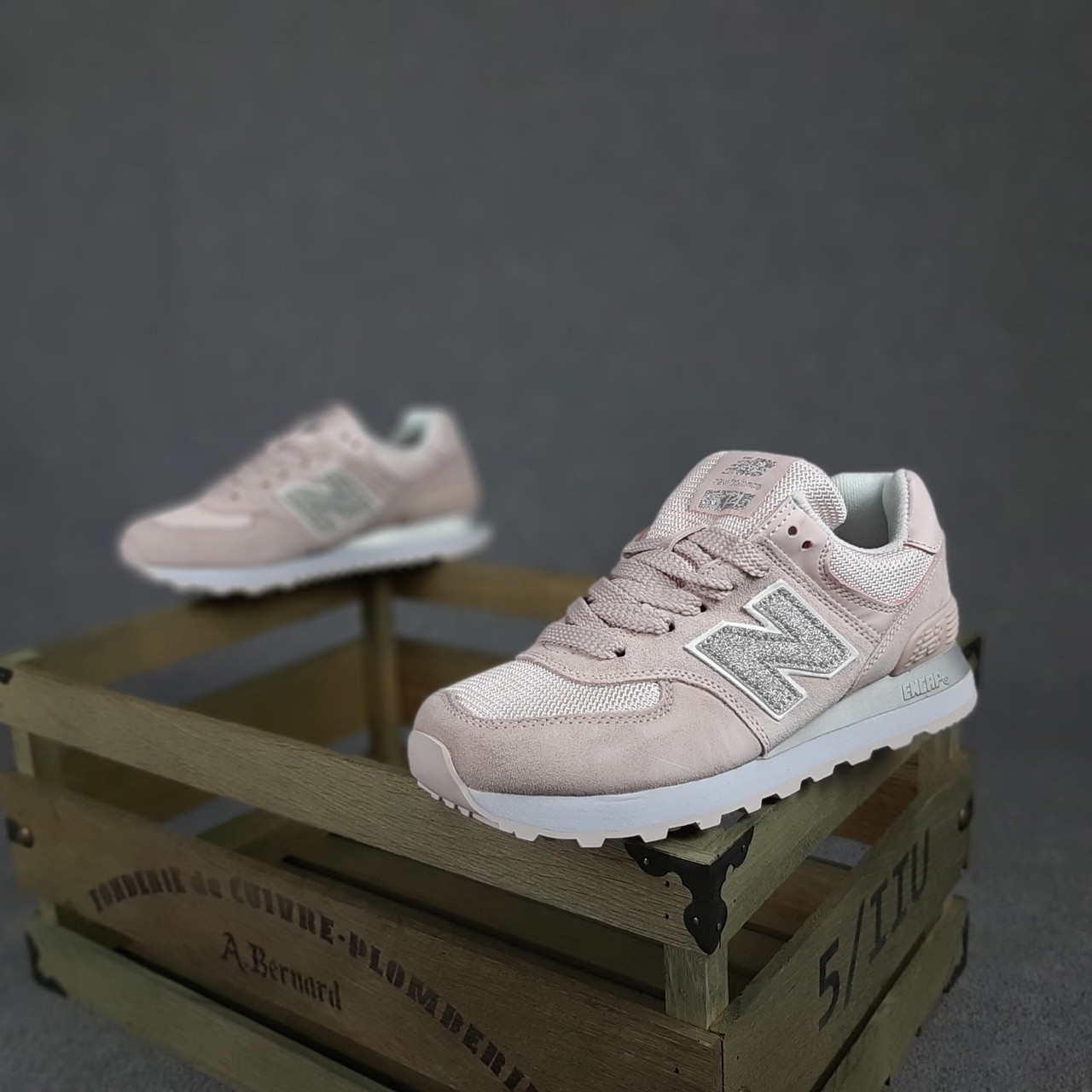 

Кроссовки женские New Balance 574 бледно-розовые, Нью Баланс 574, натуральная замша, сетка, код OD-20290 41, Розовый