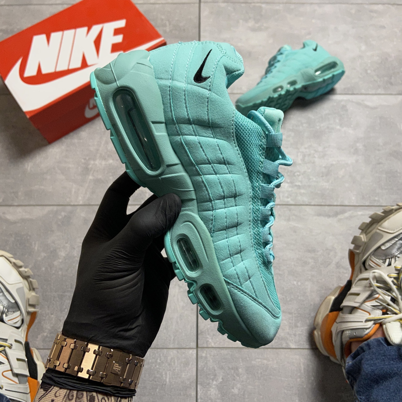 

Женские Nike Air Max 95 Tiffany (Бирюзовый Зелёный Голубой). [Размеры в наличии: 36,37,38,39,40]