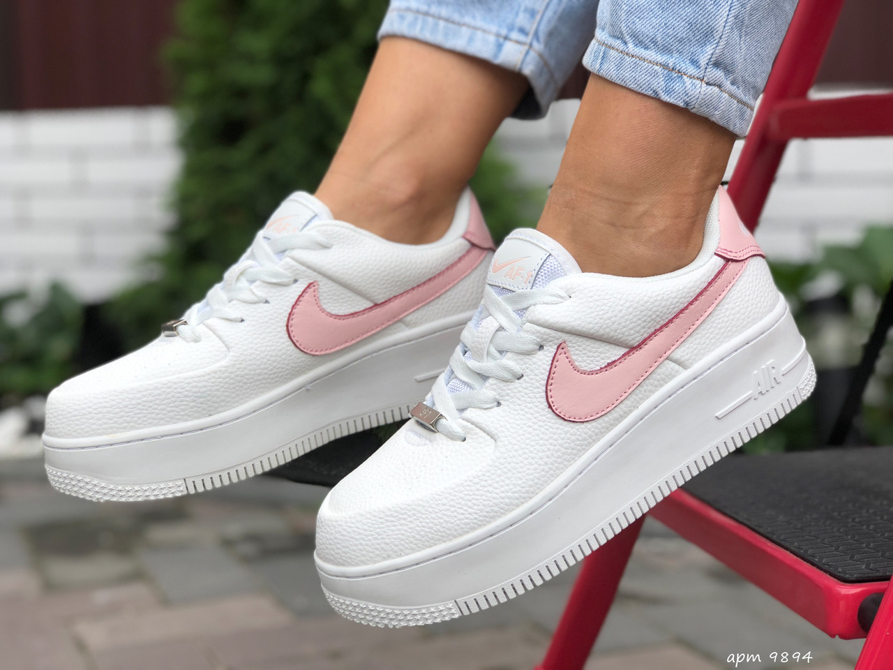 

Женские кроссовки Nike Найк Air Force, кожа, белые с розовым. 41, Белый