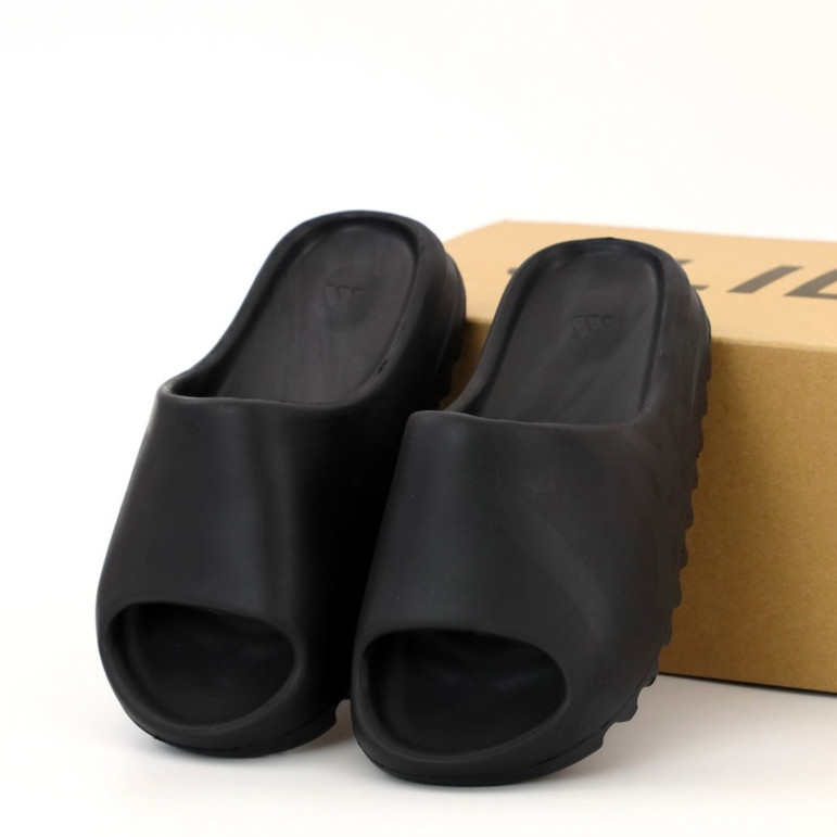 

Мужские шлепанцы в стиле Adidas Yeezy Slide, черный, Вьетнам 42