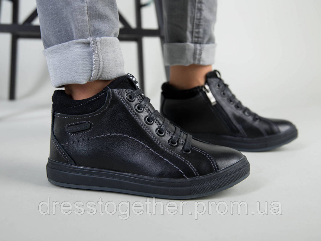 

Демисезонные черные кожаные ботиночки для мальчика, Черный