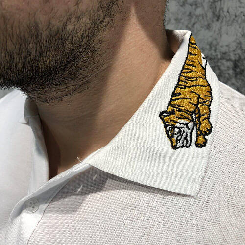 gucci lion polo