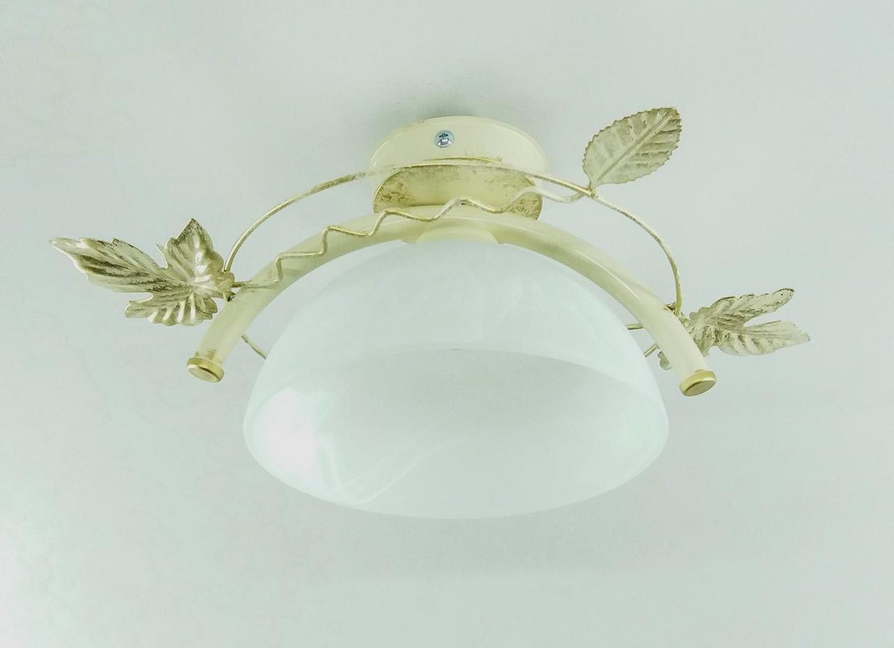 

Люстра потолочная в стиле флористика на одну лампу Дзвоник, бежевая