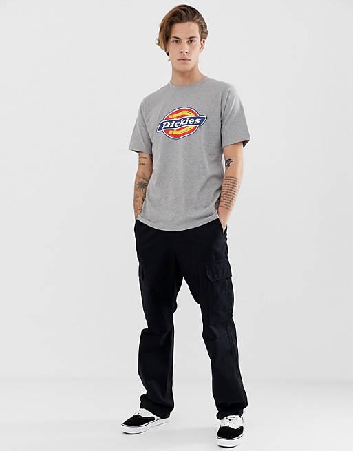 

Серая футболка Dickies Logo (Дикис) серые футболки унисекс (мужская, женская, детская)