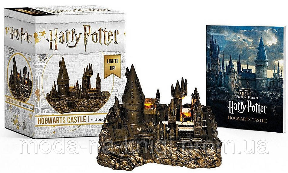 

Игрушка Harry Potter: Hogwarts Castle and Sticker Book: Lights Up!