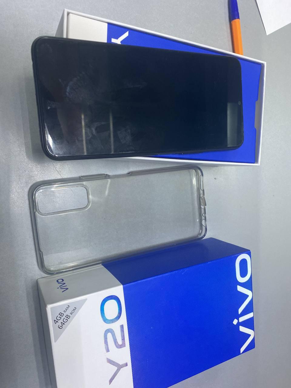 

Мобильные телефоны Б/У Vivo Y20 4/64GB