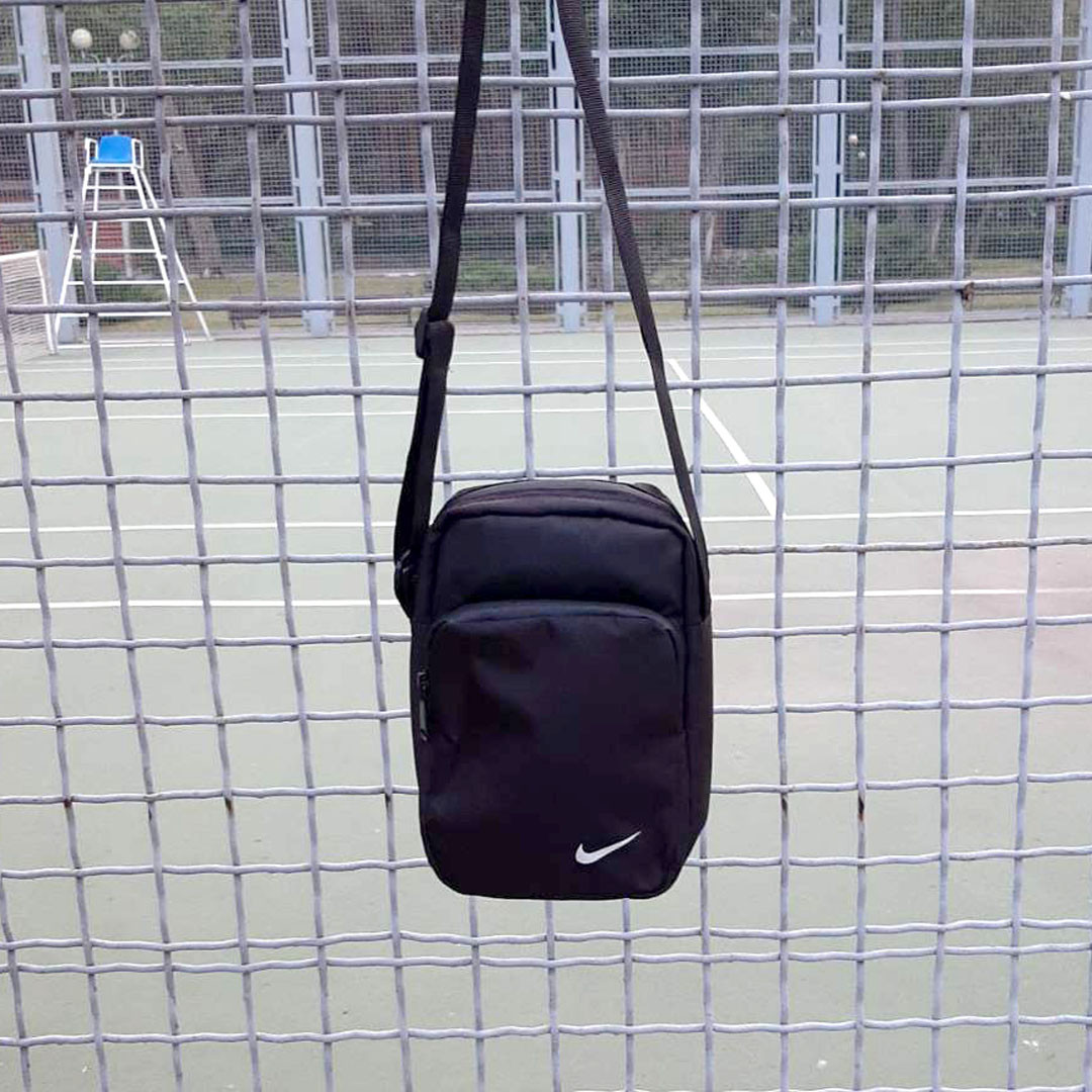 

Мужская черная спортивная сумка Nike, барсетка мессенджер через плечо найк, Черный