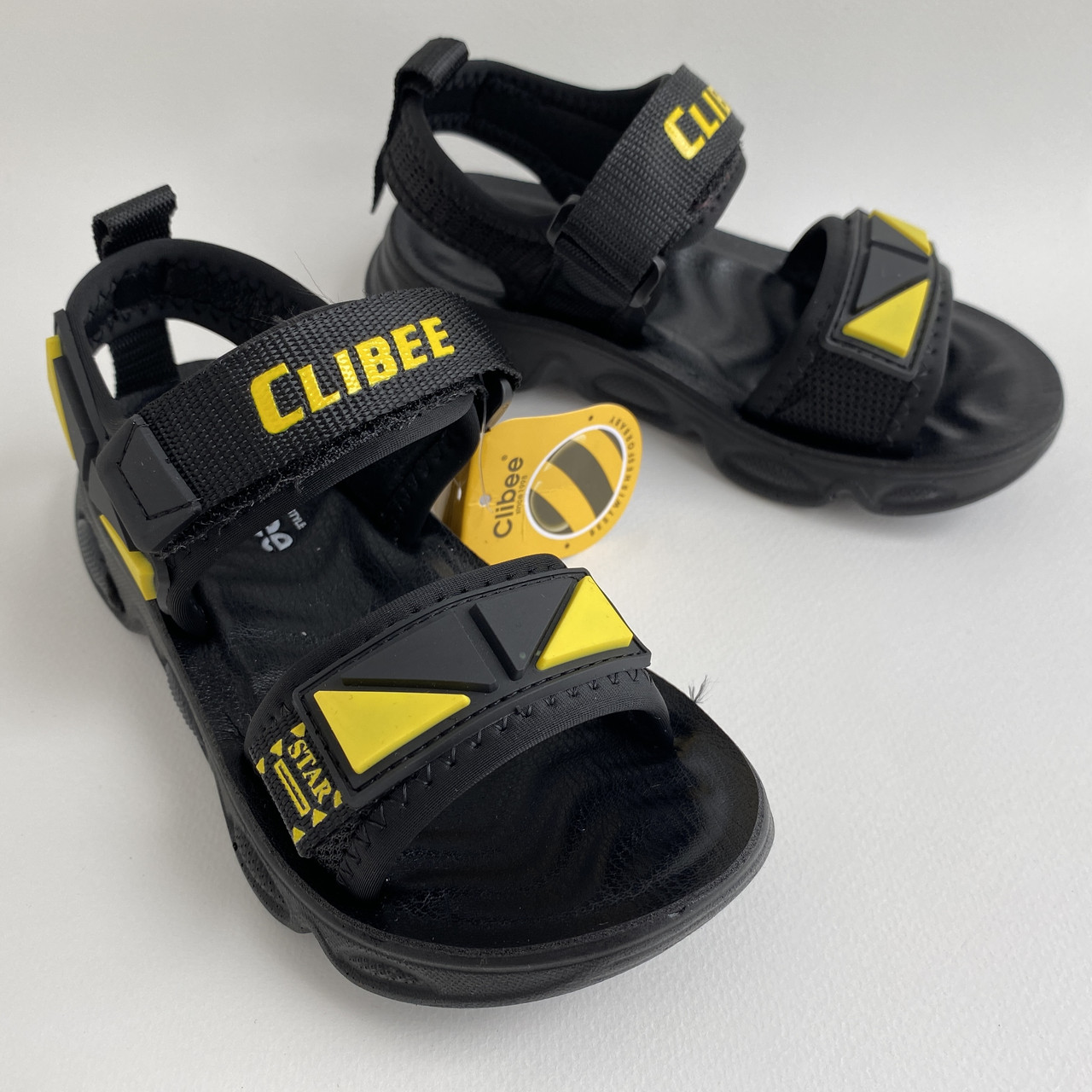 

Босоножки детские Clibee размер 28 стелька 17,5 см текстильные спортивные для мальчика Z850A чёрный/жёлтый, Черный