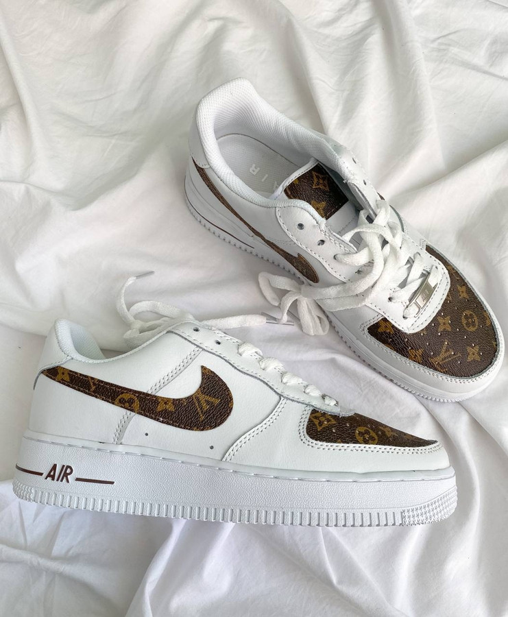 

AF1 x LV Custom