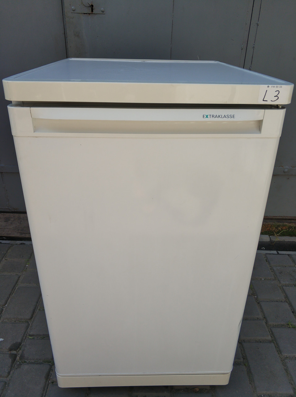 

Продам маленький холодильник Siemens KT1430