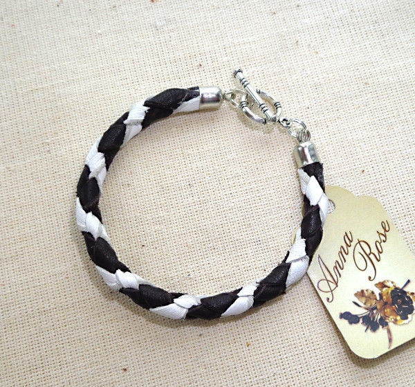 Шкіряний плетений браслет ручної роботи Чорна і біла діагональ-купити-в інтернет-магазині AnnaRose
