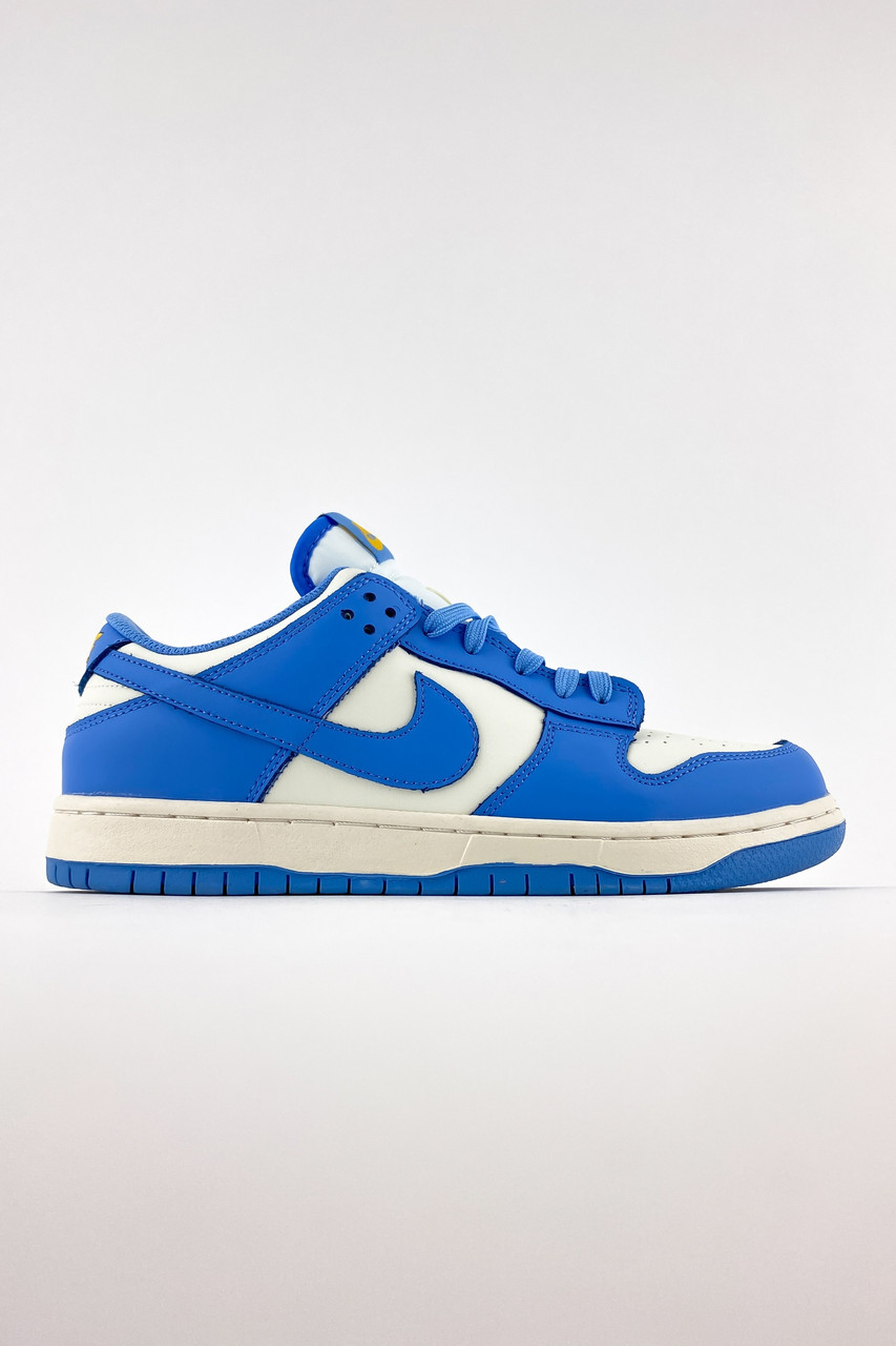 

Кроссовки Nike SB Dunk Low University Blue женские, кожанные, голубые с белым, весна, осень 40