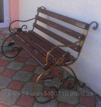 

Лавка зі спинкою. Садова лавочка. Скамья со спинкой.Скамейка из дерева