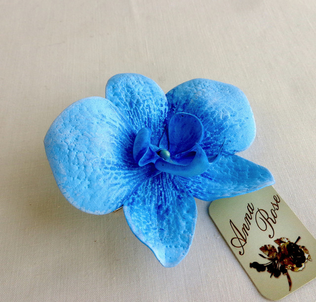 Заколка-брошка з фоамирана ручної роботи Орхідея блакитна-купити-в інтернет-магазині AnnaRose