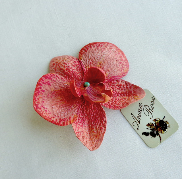 Заколка-брошка з фоамирана ручної роботи "Орхідея ліма"-купити-в інтернет-магазині AnnaRose