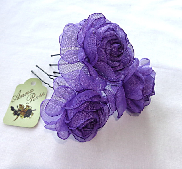 Шпильки для волосся з квітами з тканини ручної роботи "Бузкова чайна троянда"-купити-в інтернет-магазині AnnaRose
