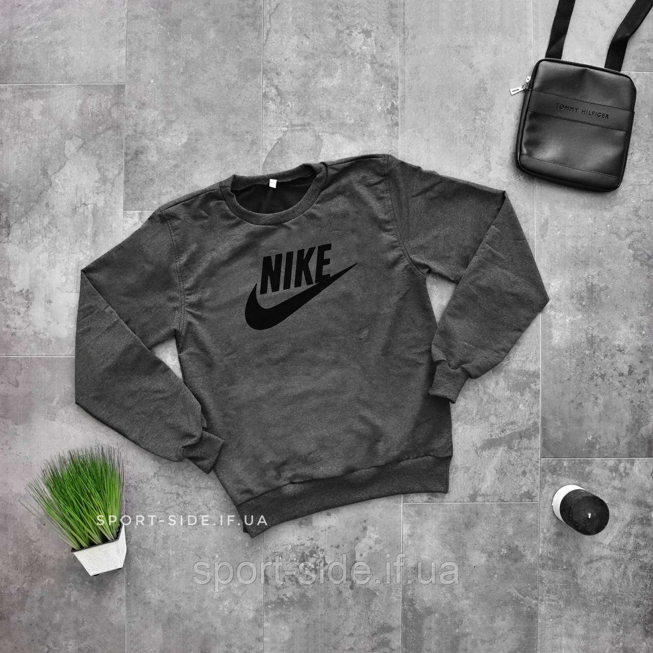 

Мужской свитшот Nike (Найк) темно серый (большая черная эмблема) толстовка лонгслив (чоловічий світшот)