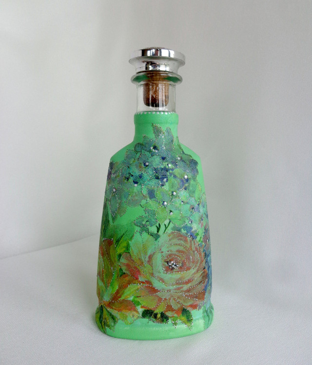 Декоративна пляшка ручної роботи в техніці декупаж "Гортензія і Роза"-купити-в інтернет-магазині AnnaRose
