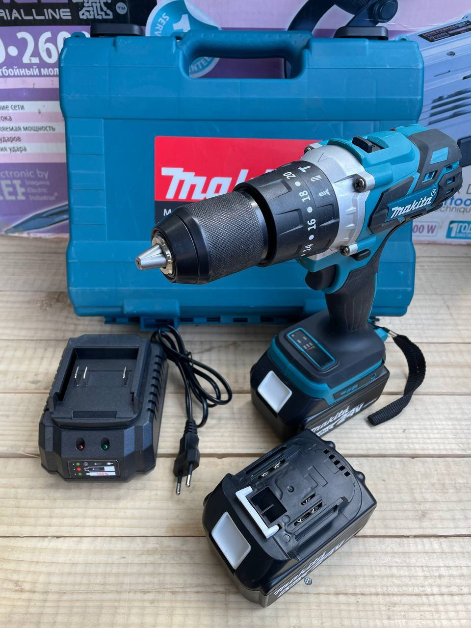 

Япония! Аккумуляторная дрель-шуруповерт Makita DDF484 24V 5AH, Макита в фирменном кейсе