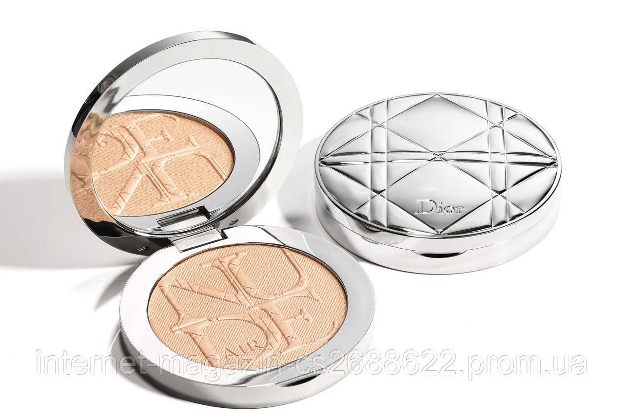 

Пудра-хайлайтер для лица Dior Diorskin Nude Air Luminizer 004