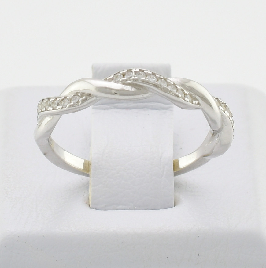 Кольцо серебряное женское Алмазный завиток вставка белые фианиты размер 18