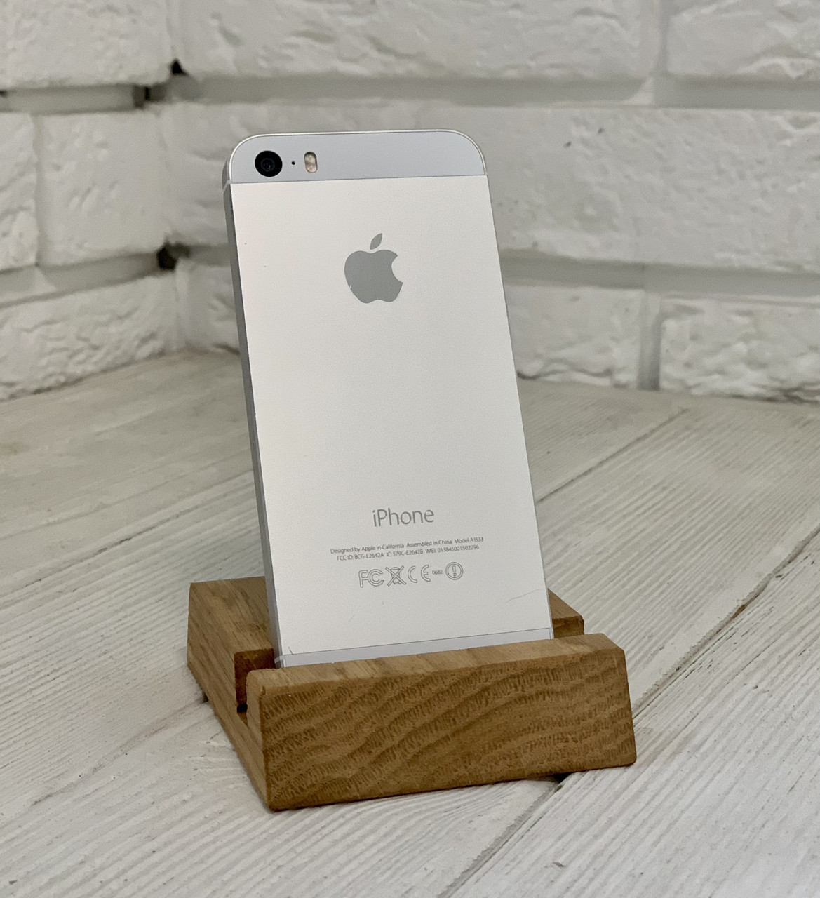 

IPhone 5s 16GB Neverlock Silver, Серебристый