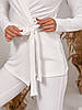 Стильний молодіжний в рубчик костюм двійка: штани-дудочки і кардиган на запах з поясом, фото 5