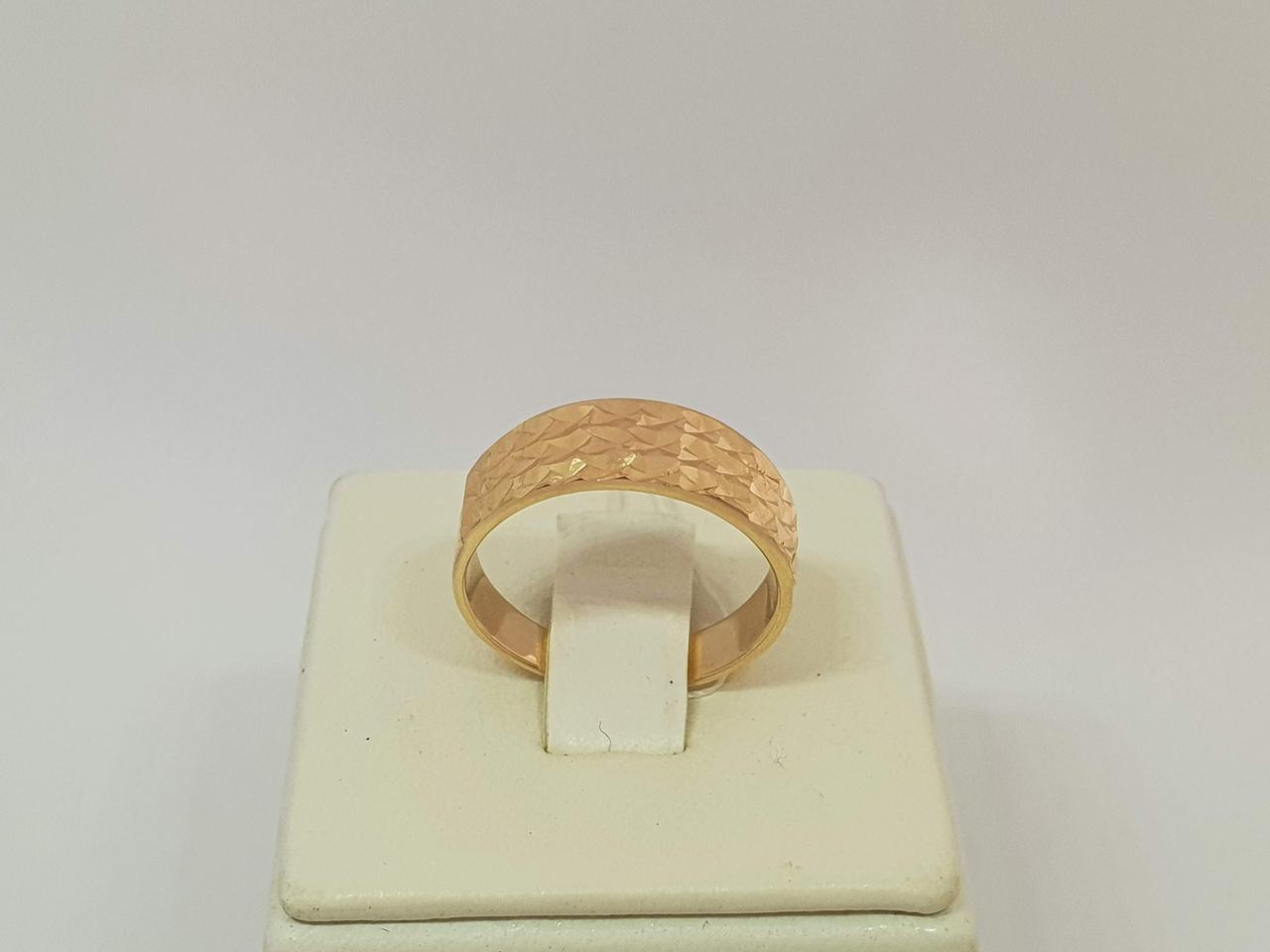 

Золотое кольцо с алмазной гранью. Артикул КБ638(А)И 18,5