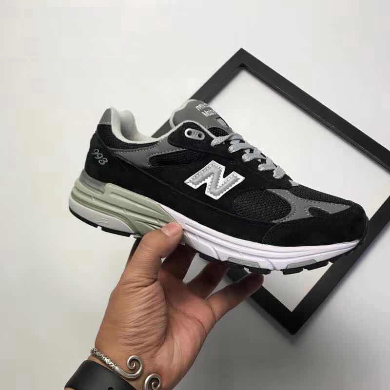 

Мужские кроссовки New Balance M993