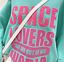 Яркий свитшот оверсайз с надписью "SPACE LOVERS" из пайеток трендовый (р. 42-46) 78sv1144, фото 8