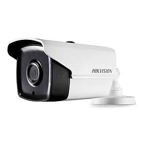 HD-TVI видеокамера 5 Мп Hikvision DS-2CE16H0T-IT5E  с поддержкой PoC для системы видеонаблюдения КОД: 116254