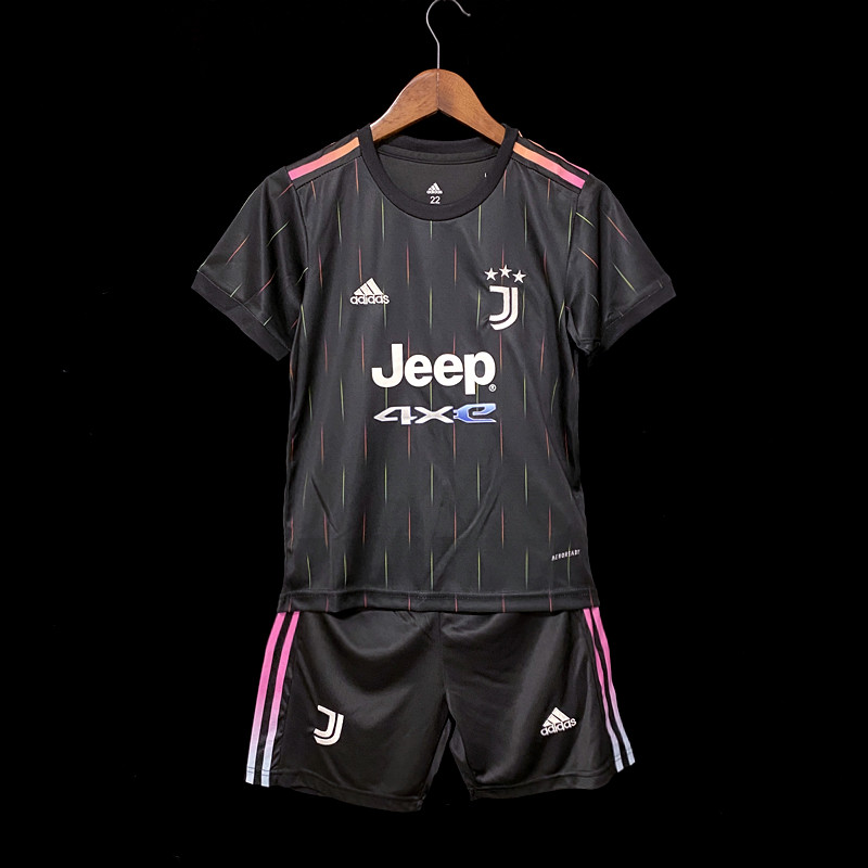Футбольная форма Juventus Ювентус 2021-22 выездная
