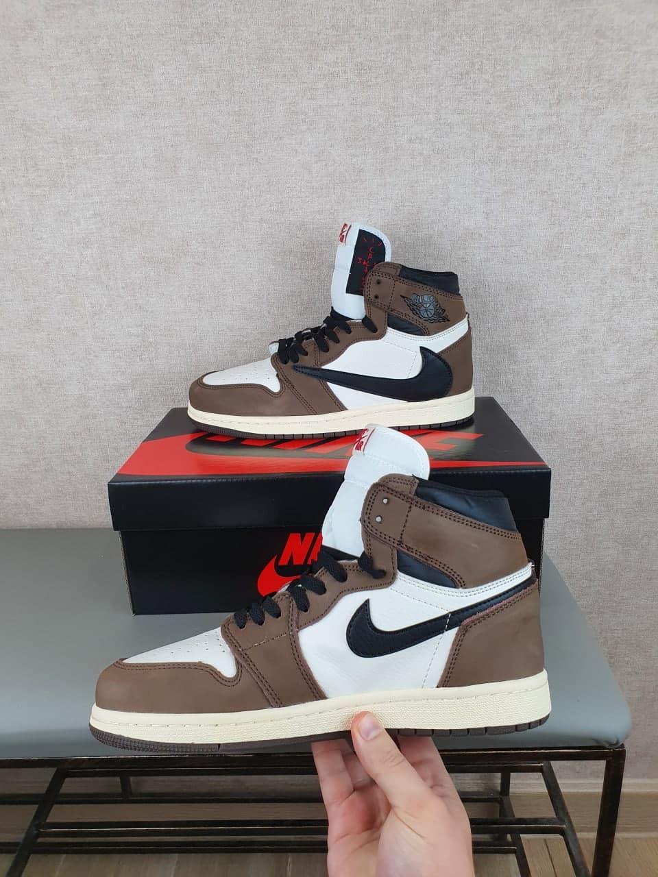 

Кроссовки унисекс хайтопы Nike Air Jordan 1 Retro High Travis Scott. Кроссовки Найк Аир Джордан 1 Ретро Тревис 40, Коричневый