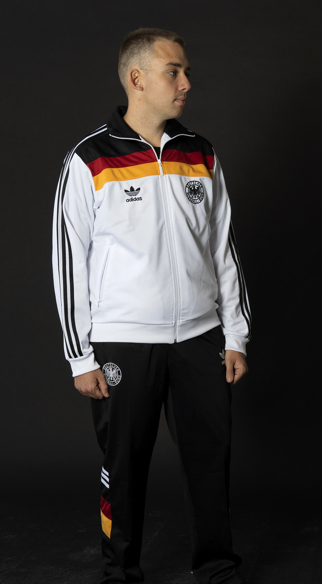 Мужской спортивный костюм адидас Гамбург Германия белый Adidas Австрия  Спортивные костюмы большие размеры, цена 3950 грн - Prom.ua (ID#1470110431)