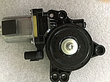 Мотор стеклоподъемника задний правый киа Церато 2, KIA Cerato 2010-13 TD, 83460a7000, фото 2