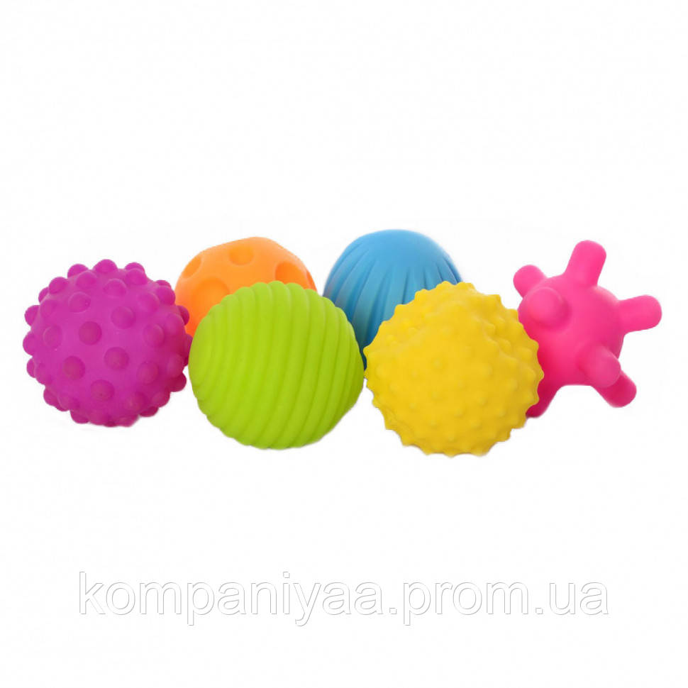 Детский набор мячиков для купания KM261-261A  (пищалка 7 см)