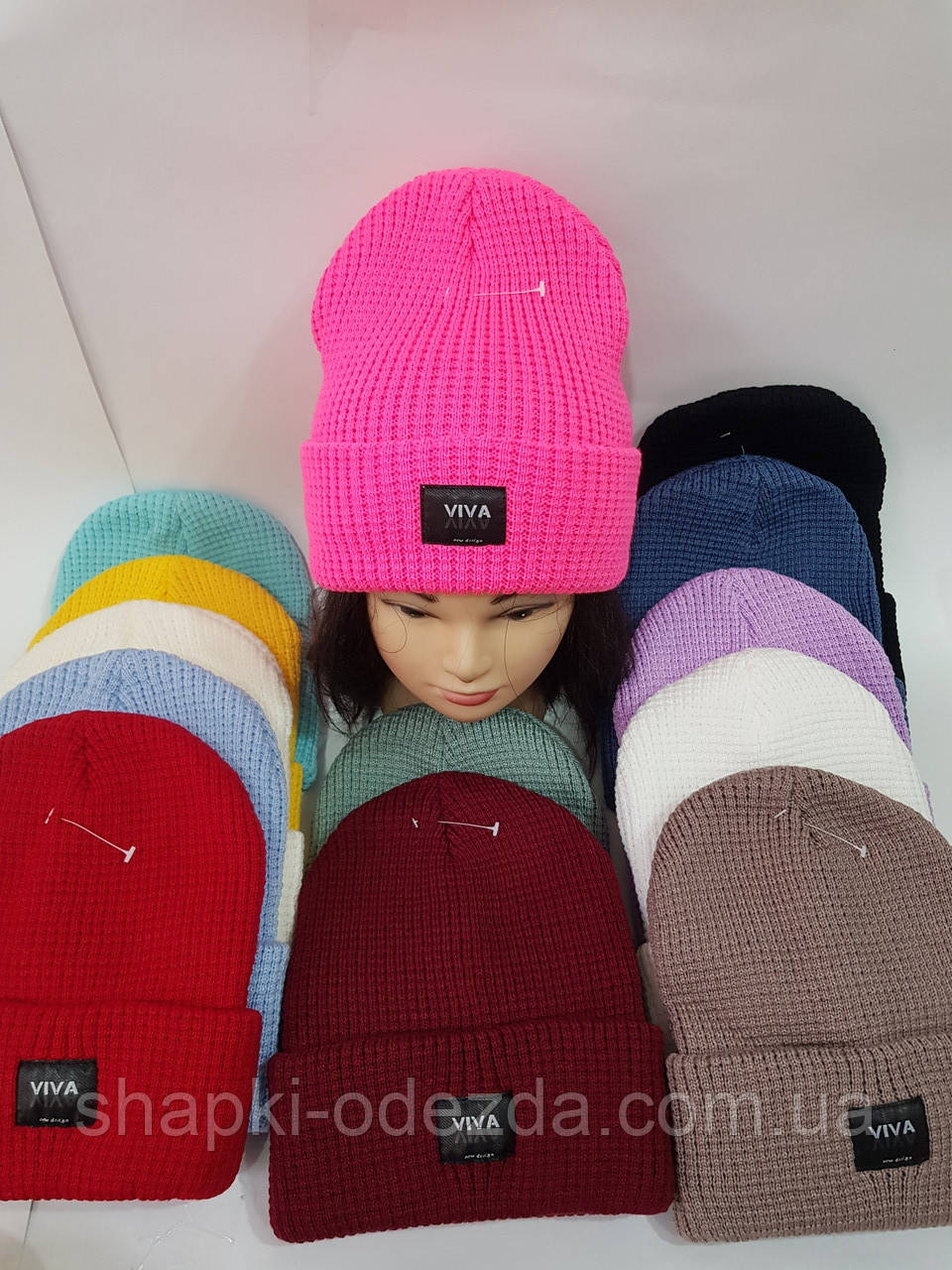 Дитяча в'язана шапка зимова для дівчинки на флісі р 48-50 зима оптом