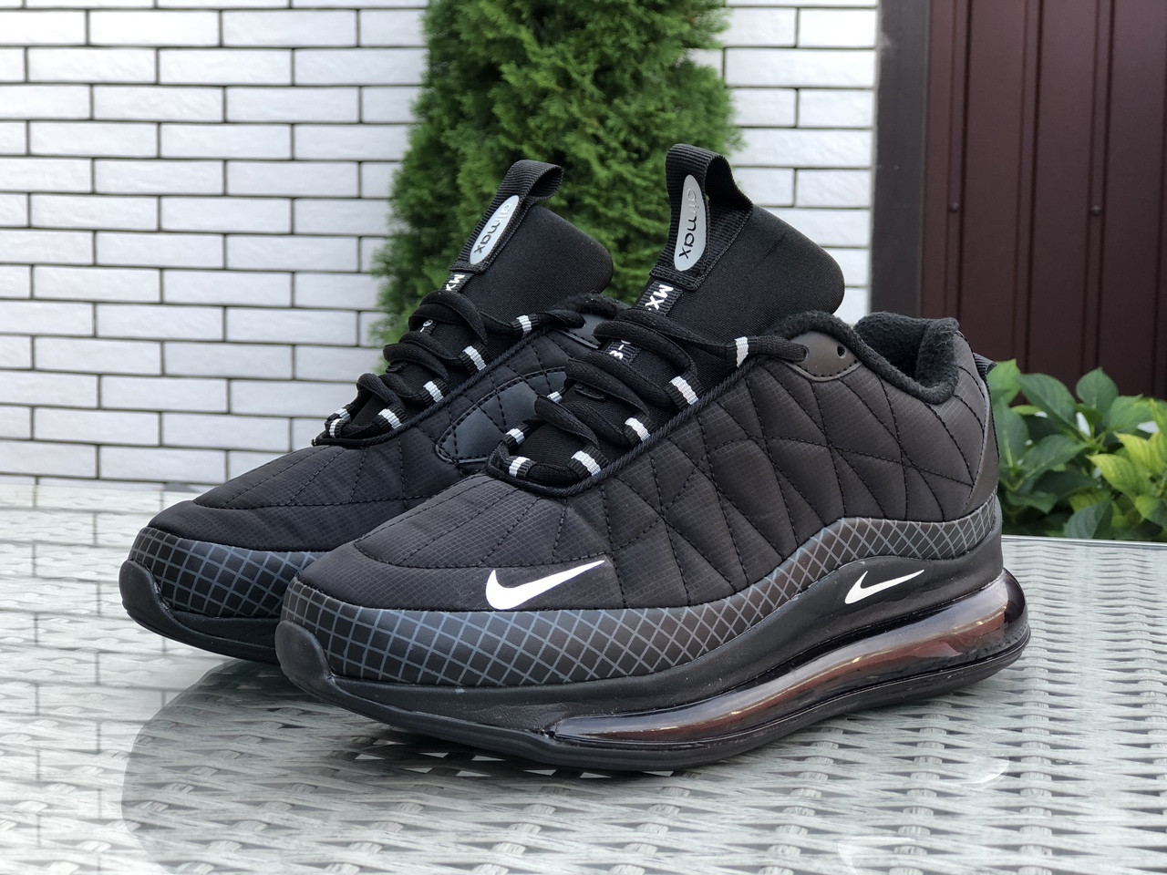 

Мужские термо кроссовки Nike air max 720,черные с белым 44р, Черно-белый