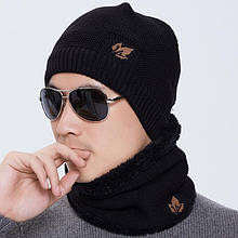 Теплый комплект: мужская зимняя черная шапка с мехом + снуд бафф хомут с меховой подкладкой