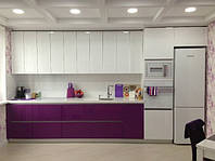 Фиолетовая кухня с глянцевыми фасадами, фото 1