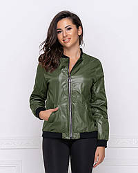 Молодіжна жіноча коротка куртка-вітровка на блискавці весна осінь колір зелений хакі