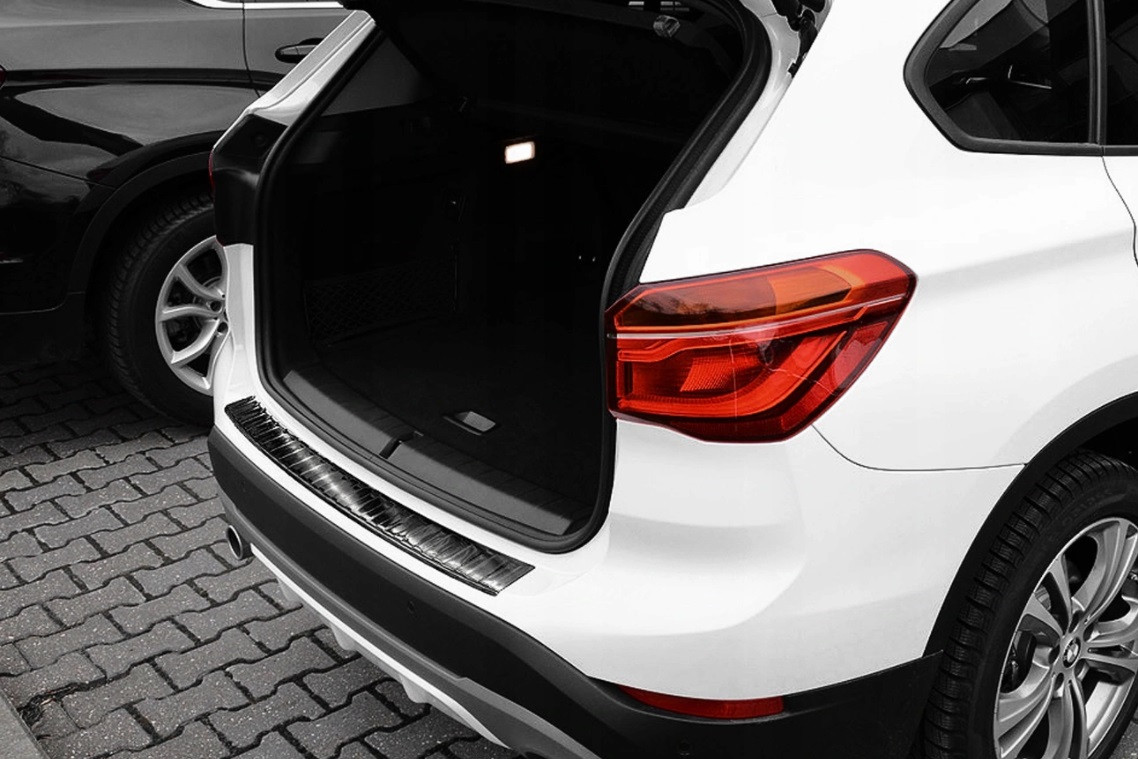 Защитная накладка на задний бампер для BMW X1 F48 2015-2020, LIFT 2020+ /черн.нерж.сталь/, фото 3