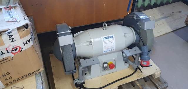 Заточний верстат FDB Maschinen LT-2200 Заточний верстат FDB Maschinen LT-2200