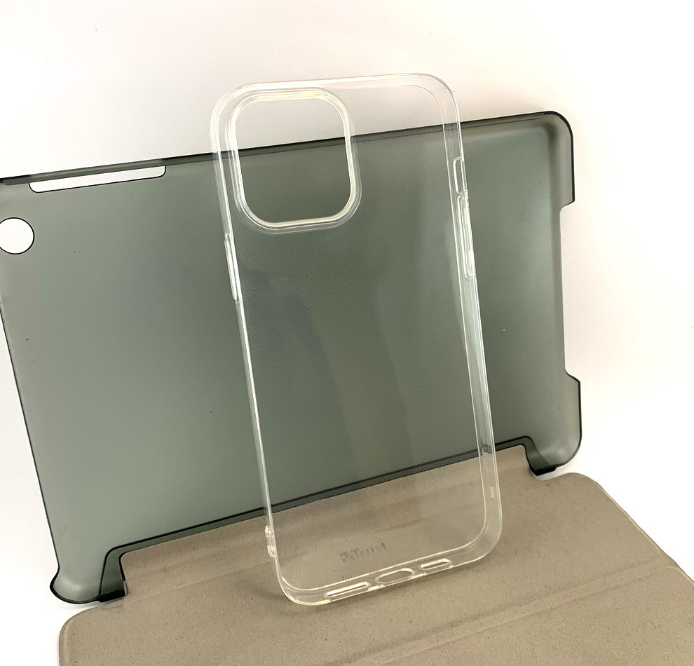 

Чехол на iPhone 13 Pro Max накладка бампер силиконовый Ultra Thin прозрачный глянцевый