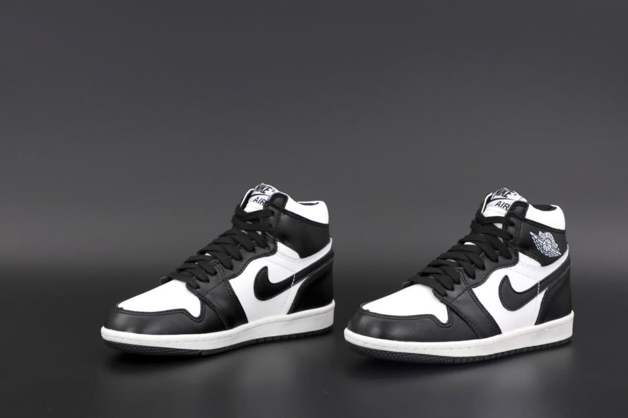 

Мужские зимние кроссовки Nike Air Jordan 1 Retro Winter (бело-черные) К13004 стильные высокие кроссы, Черно-белый