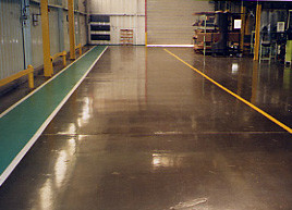 Покриття знепилююче для бетонних підлог: смола епоксидна КЕ «Hobby-321» Купити епоксидну смолу всіх видів: конструкційну, для стільниць. Смола епоксидна для будівництва при низьких температурах. Епоксидне покриття, знепилюючі для бетонних підлог 