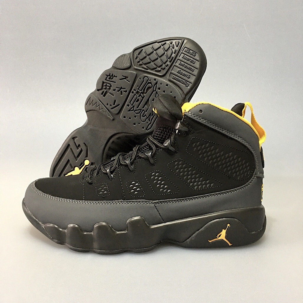 

Кроссовки баскетбольные Nike Air Jordan 9 Retro