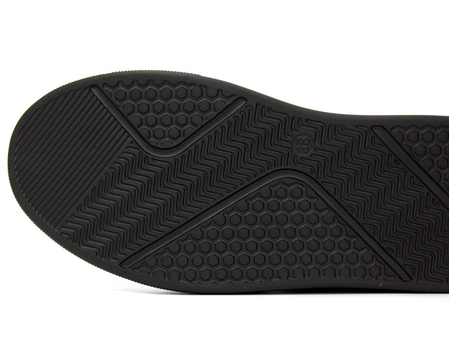 Угги женские замшевые черные ботинки зимняя теплая обувь больших размеров COSMO Shoes Freedom Black Vel 
