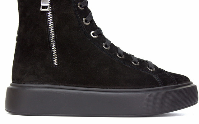 Замшевые черные ботинки женские зимняя демисезонная обувь больших размеров COSMO Shoes LEFT Black Vel осенние